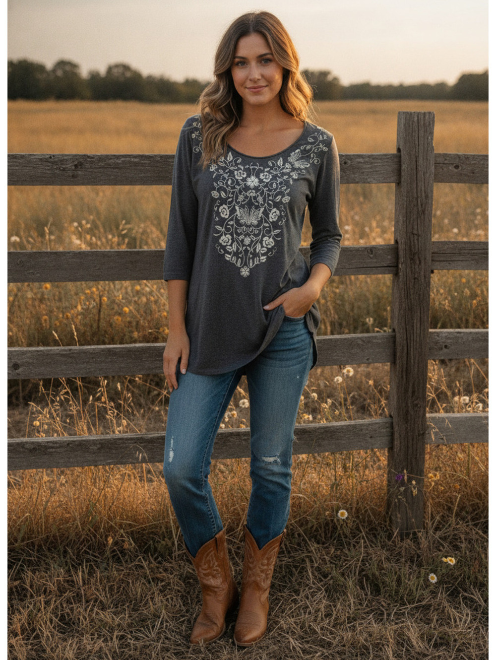 1578 - Johnny Was "JW Los Angeles" Joy Love Light Embroidered Tunic Top - Small